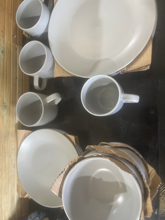 16 piece dinner wear set
