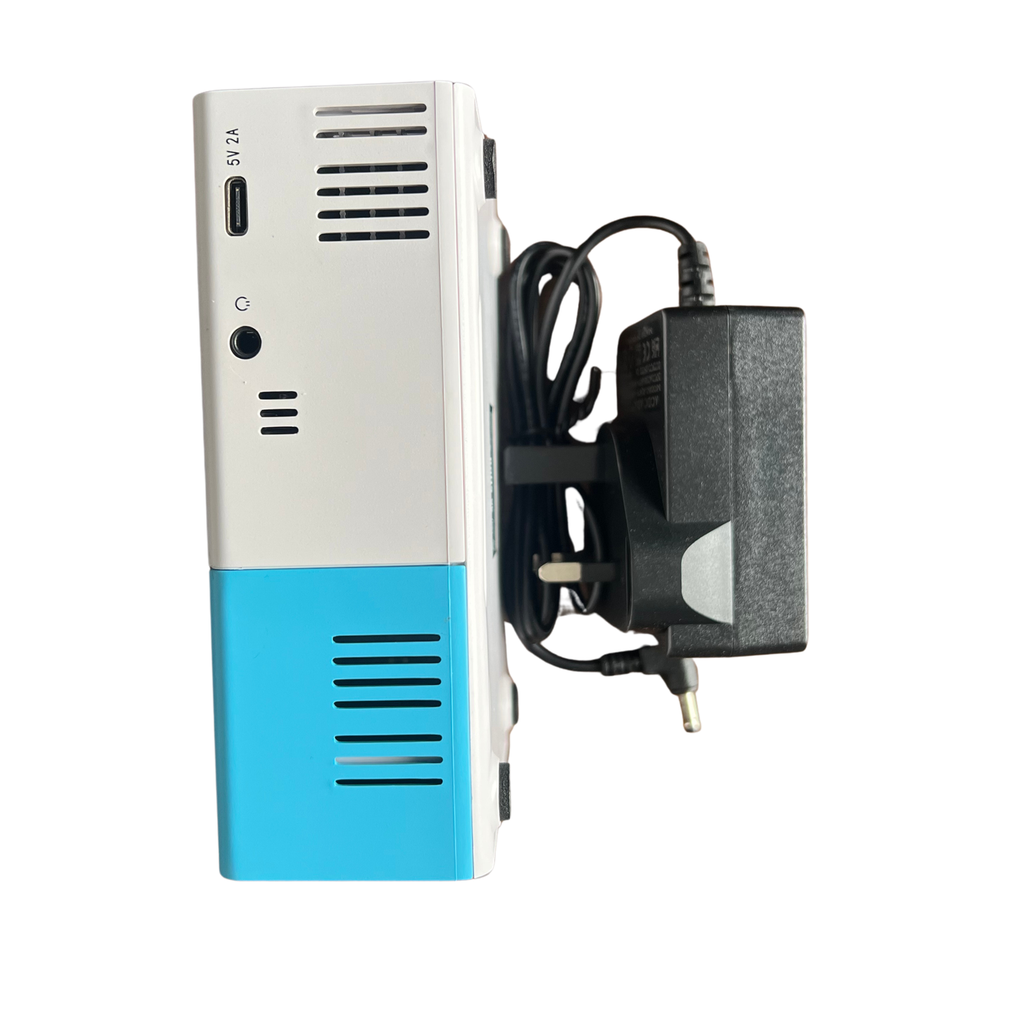 LED Projector 1080p Full HD – Focus & Zoom with Stereo Sound
