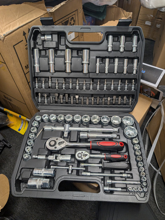 94 PCS SOCKET & BIT SET