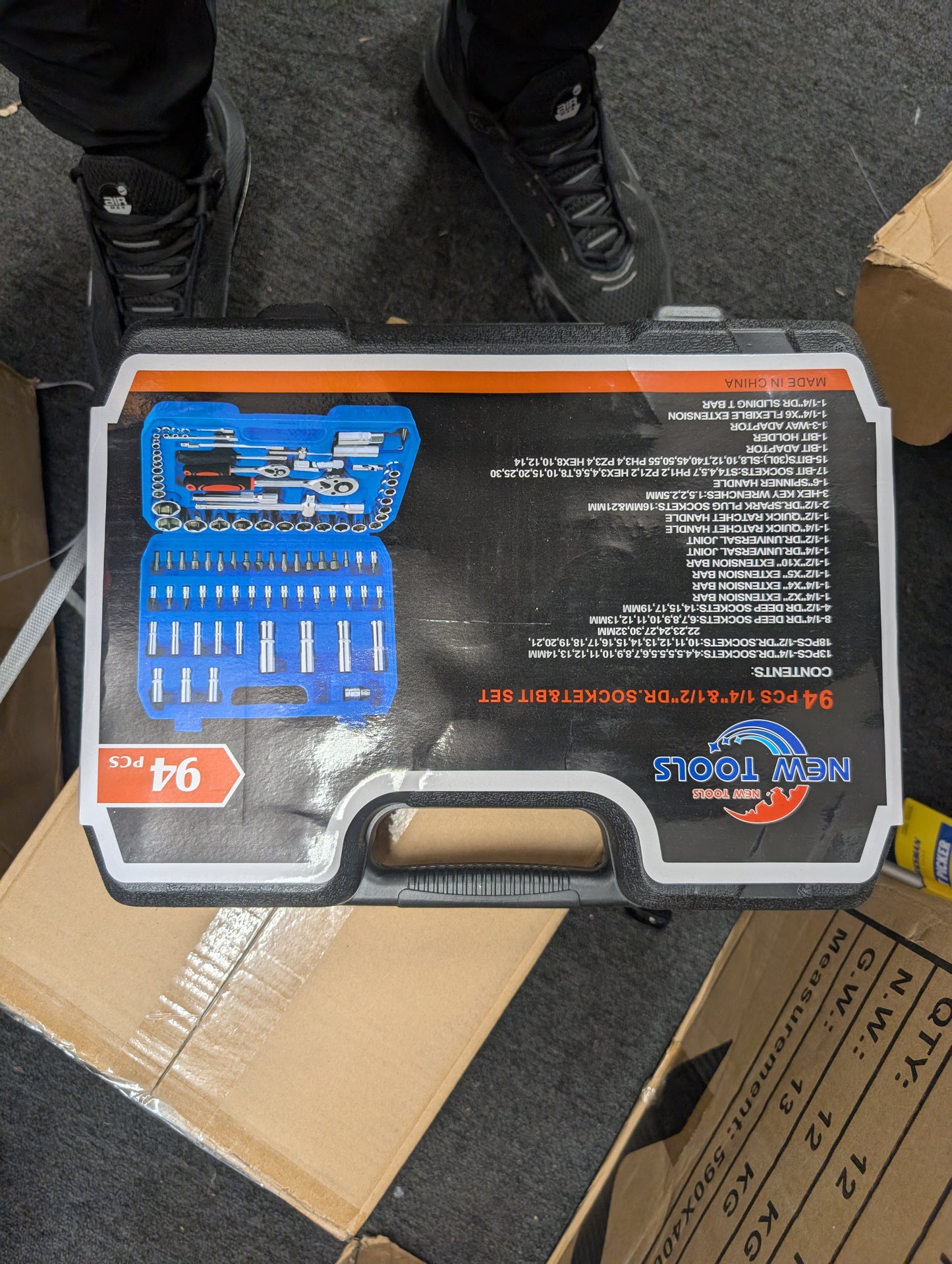 94 PCS SOCKET & BIT SET